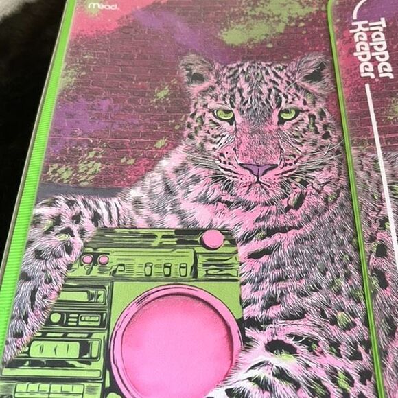 Trapper Keeper Organizer Binder Retro Purple Leopard With Boombox - Picture 2 of 8